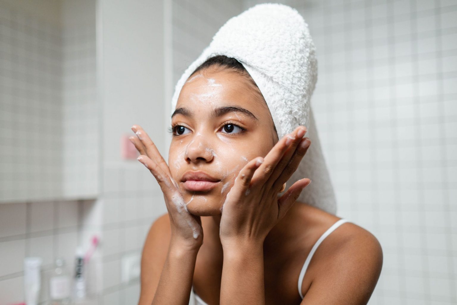 Wat is schone schoonheid versus biologisch?